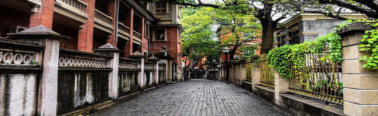 廈門(mén)北站接送,廈門(mén)機(jī)場(chǎng)接送,廈門(mén)旅游包車(chē),廈門(mén)旅游租車(chē)服務(wù),廈門(mén)鼓浪嶼旅游.jpg