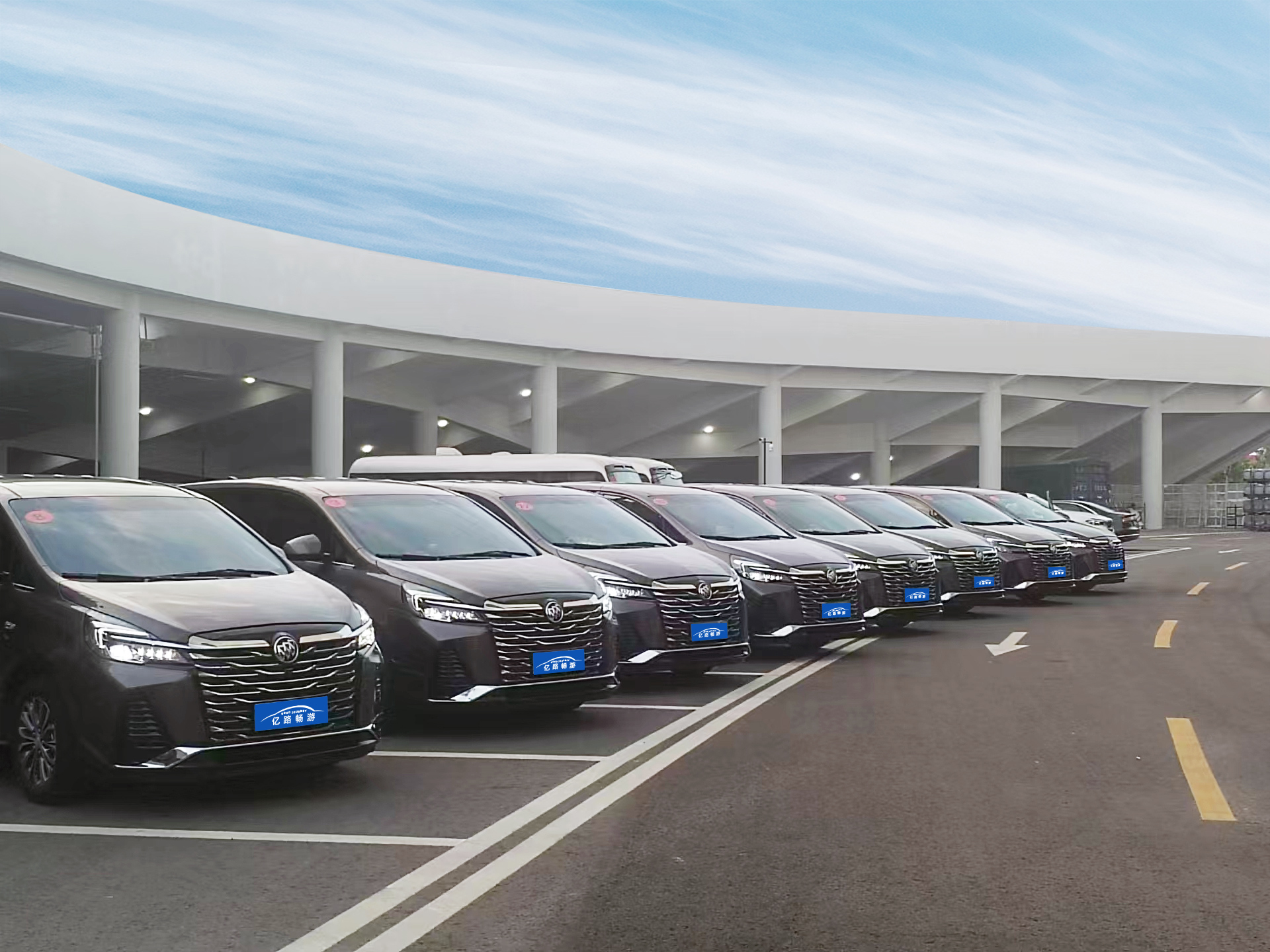廈門旅游包車公司哪家靠譜？推薦億路暢游，專業(yè)服務(wù)-保障無憂出行.jpg
